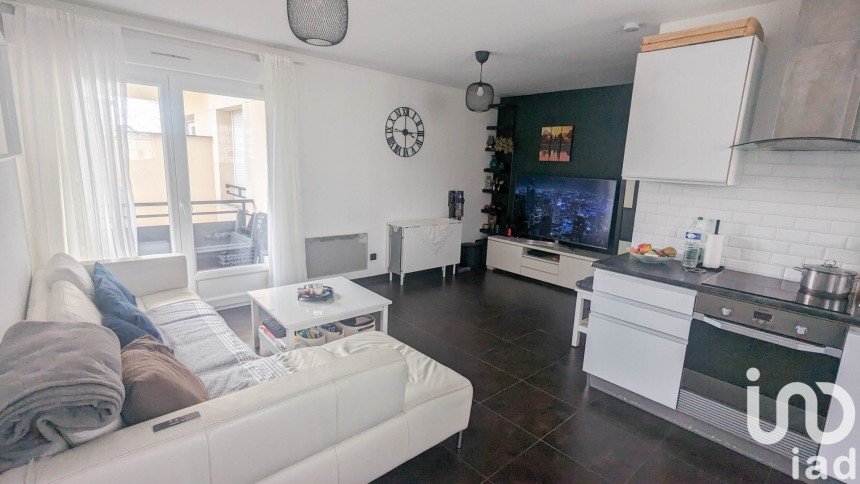 Apartment 2 rooms of 41 m² in Vaires-sur-Marne (77360)