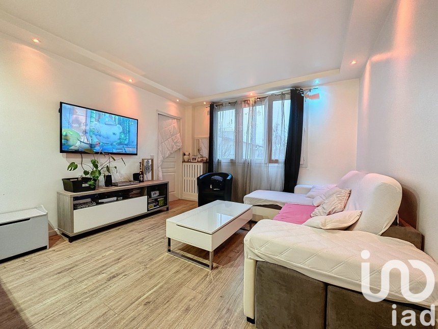 Appartement 2 pièces de 39 m² à Courbevoie (92400)