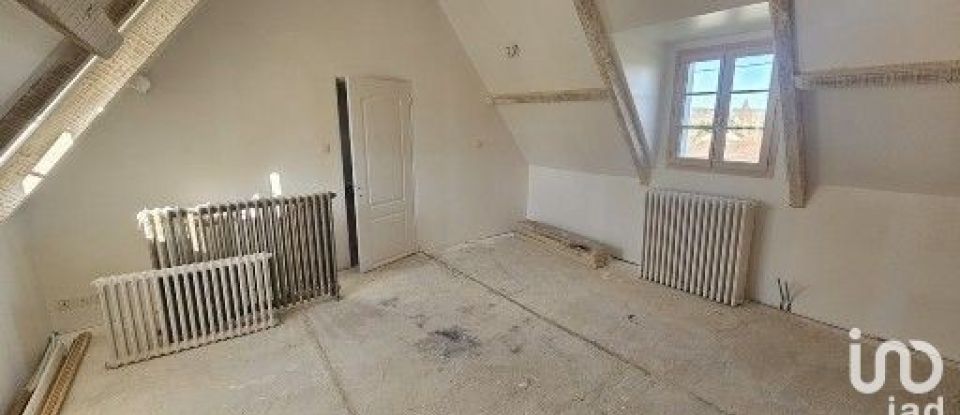 House 6 rooms of 165 m² in Thenay (36800)