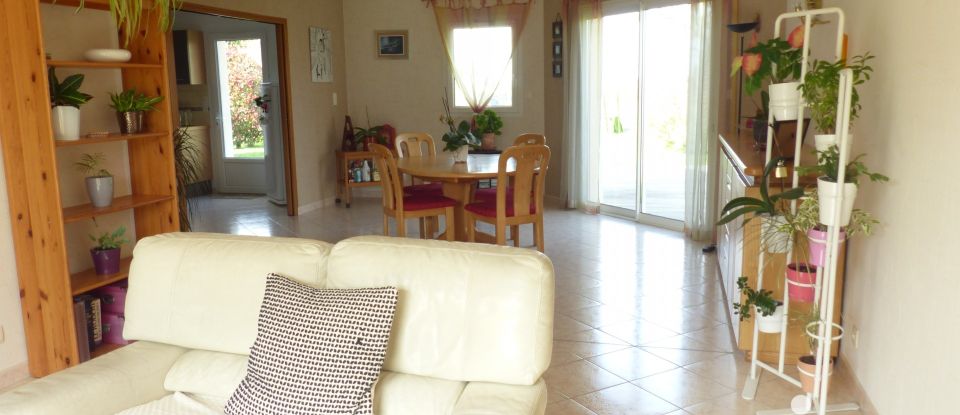 Traditional house 7 rooms of 162 m² in Carquefou (44470)