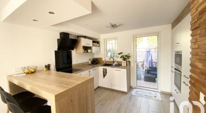 House 3 rooms of 64 m² in Six-Fours-les-Plages (83140)