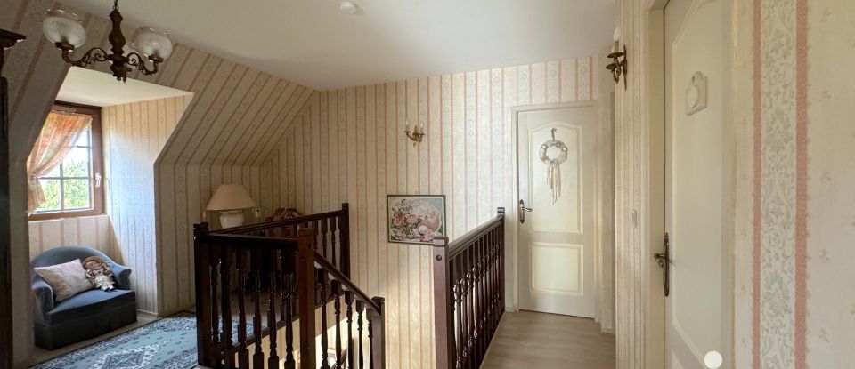 Traditional house 7 rooms of 148 m² in Les Authieux (27220)