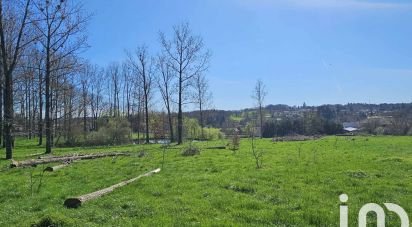 Land of 1,180 m² in Chabanais (16150)