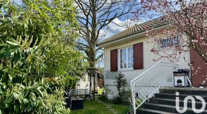 Traditional house 4 rooms of 78 m² in Sainte-Geneviève-des-Bois (91700)