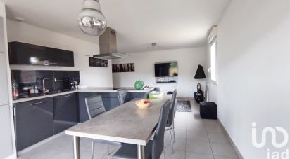 Apartment 3 rooms of 62 m² in Golbey (88190)