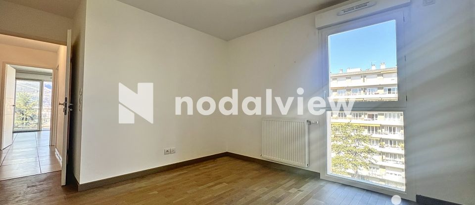 Apartment 3 rooms of 70 m² in Grenoble (38100)
