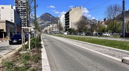 Parking/garage/box de 17 m² à Grenoble (38100)