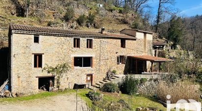 House 6 rooms of 126 m² in Le Vigan (30120)