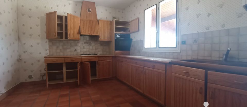 House 5 rooms of 92 m² in Galgon (33133)