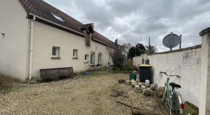 House 5 rooms of 96 m² in - (28220)