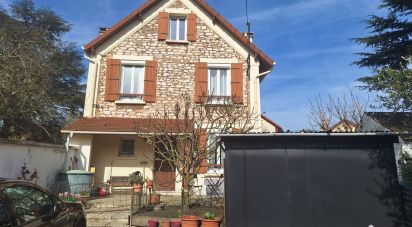 House 3 rooms of 74 m² in Ézanville (95460)