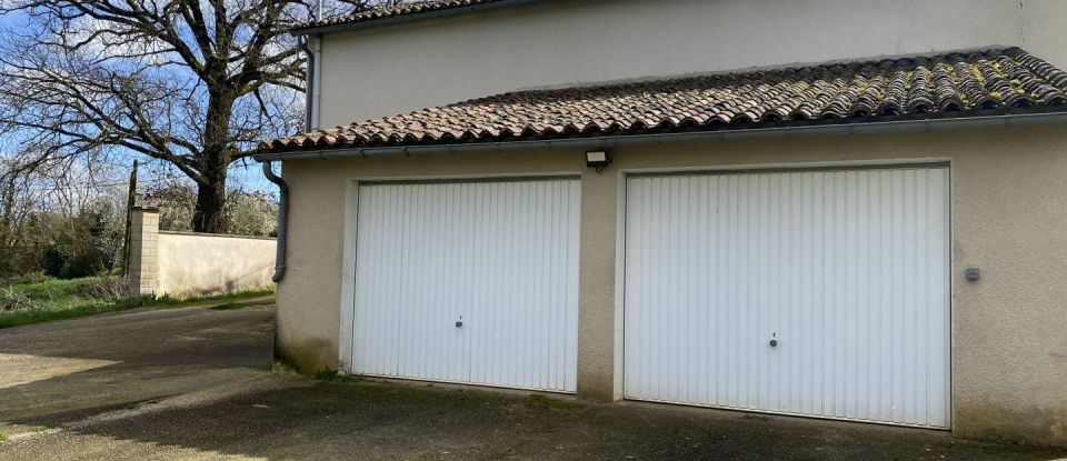 House 6 rooms of 152 m² in Payré (86700)