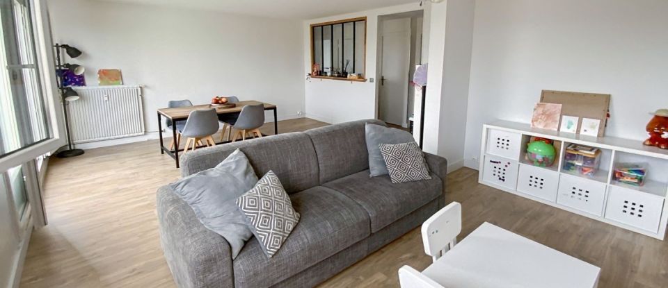 Appartement 4 pièces de 69 m² à Brunoy (91800)