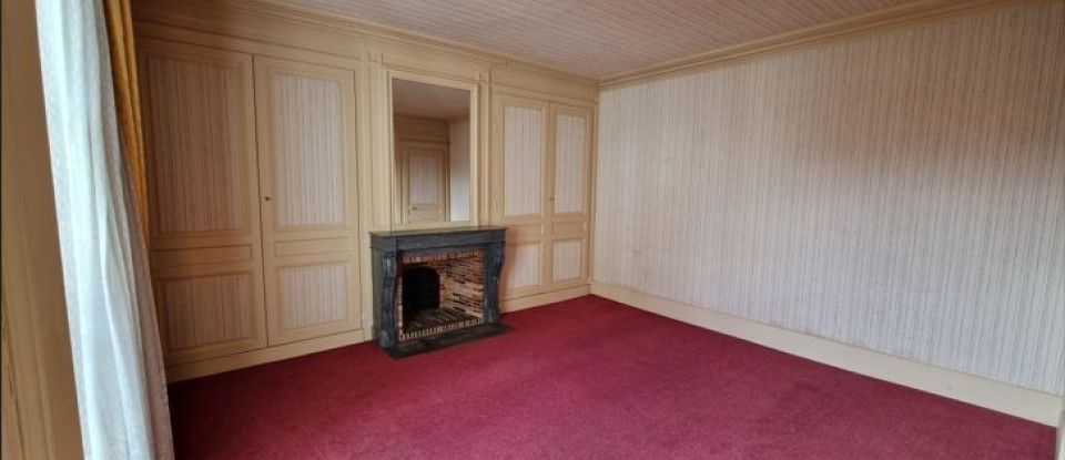 House 9 rooms of 198 m² in Forges-les-Eaux (76440)