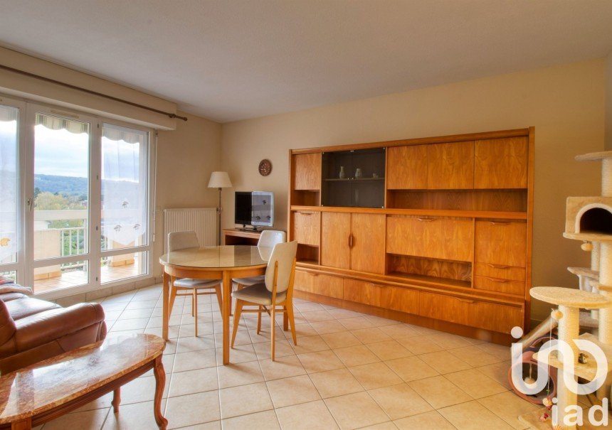 Appartement 3 pièces de 68 m² à - (78290)