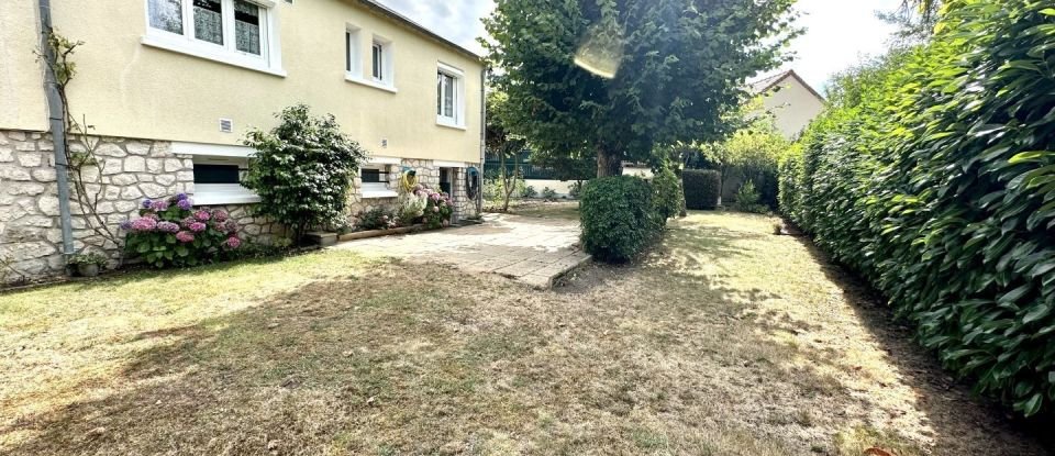 House 4 rooms of 75 m² in Amilly (45200)