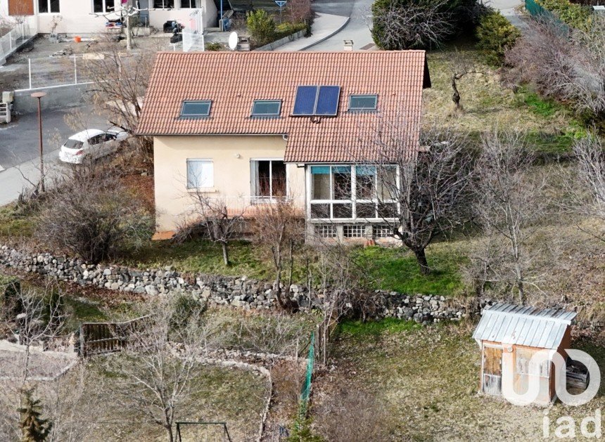 House 5 rooms of 125 m² in Rousset (05190)