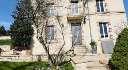 House 7 rooms of 200 m² in Nogent (52800)