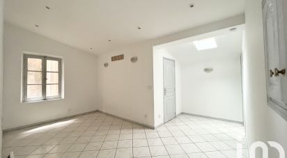 Apartment 3 rooms of 42 m² in Grasse (06130)