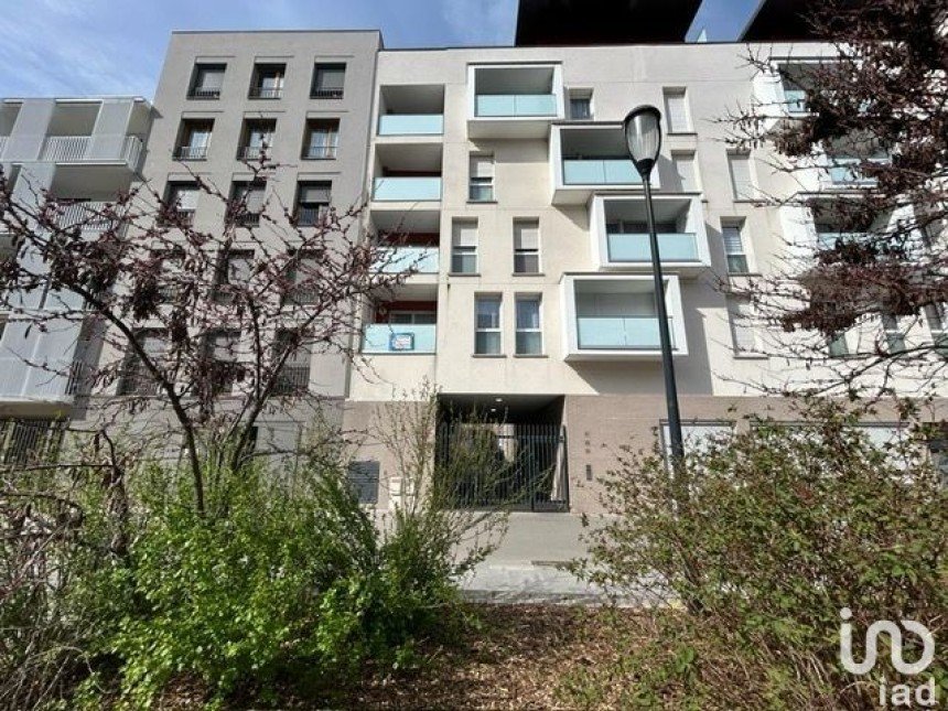 Appartement 4 pièces de 85 m² à Saint-Denis (93200)