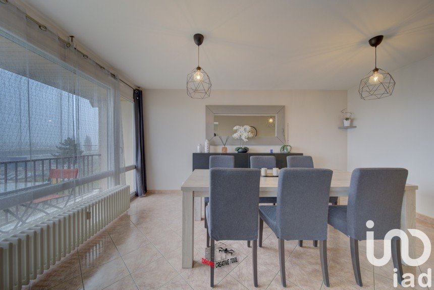 Appartement 5 pièces de 90 m² à Metz (57050)