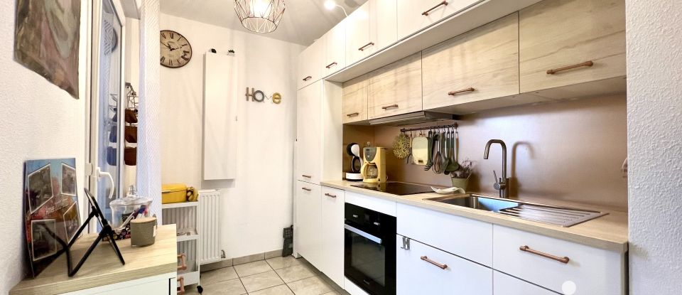 Appartement 2 pièces de 42 m² à Champagne-au-Mont-d'Or (69410)
