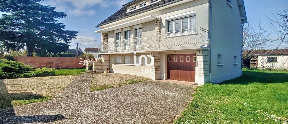 Maison 7 pièces de 136 m² à Luray (28500)