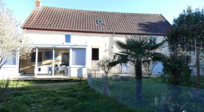 House 1 room of 84 m² in Quinssaines (03380)
