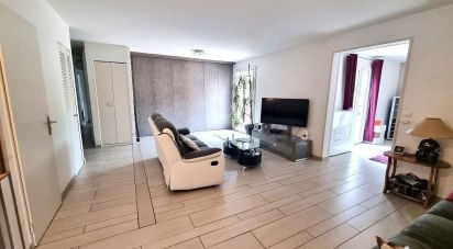 House 7 rooms of 135 m² in Saint-Georges-de-Reneins (69830)