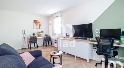 Appartement 3 pièces de 65 m² à Combs-la-Ville (77380)