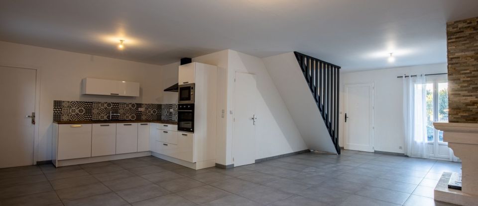 House 6 rooms of 108 m² in Orléans (45000)