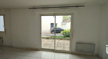 Apartment 1 room of 30 m² in Nantes (44100)