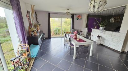 House 6 rooms of 121 m² in Périssac (33240)