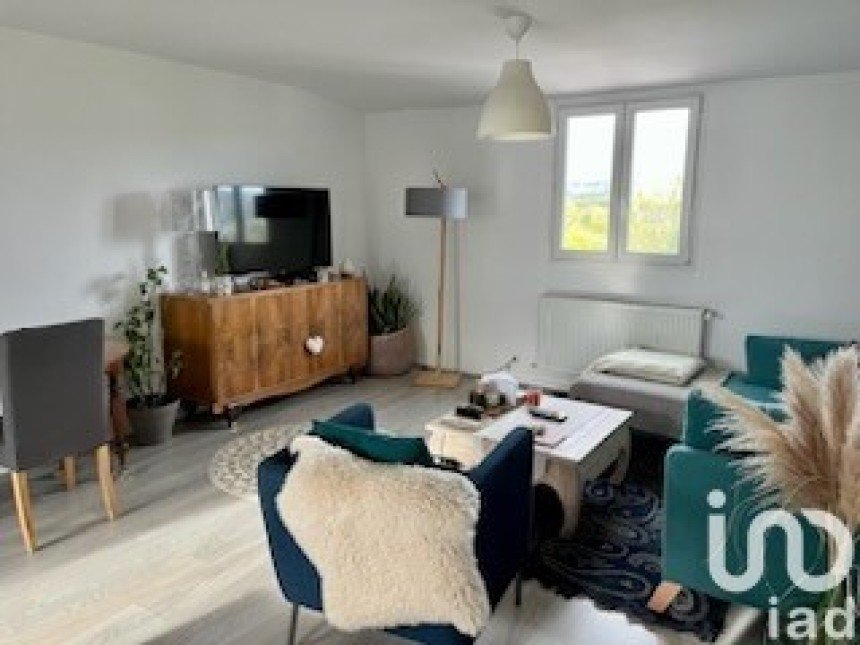 Apartment 3 rooms of 62 m² in Saône (25660)