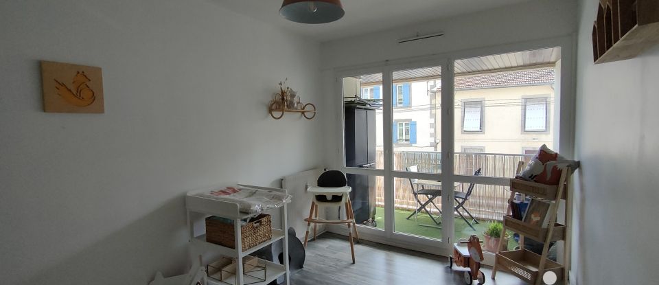 Apartment 3 rooms of 74 m² in Limoges (87000)