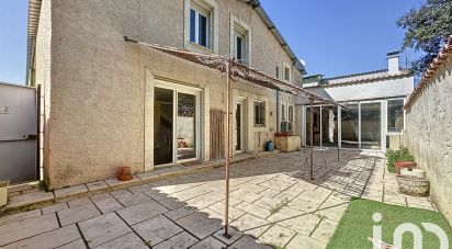 Maison 5 pièces de 130 m² à Pujaut (30131)