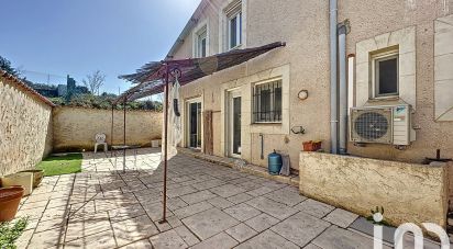 Maison 5 pièces de 130 m² à Pujaut (30131)