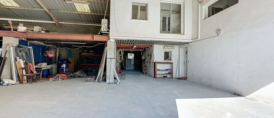 Maison 5 pièces de 130 m² à Pujaut (30131)