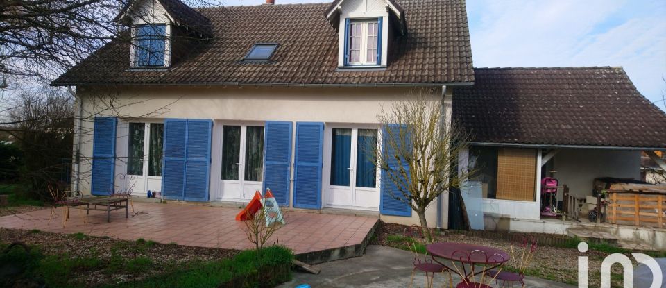 House 6 rooms of 145 m² in Chabris (36210)