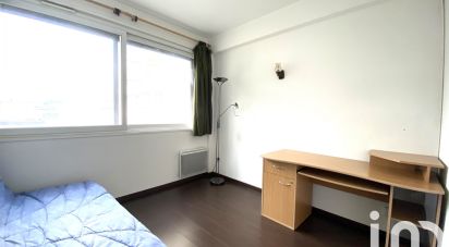 Apartment 3 rooms of 66 m² in Montélimar (26200)