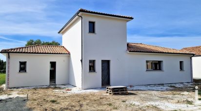 House 7 rooms of 140 m² in Villenave-d'Ornon (33140)