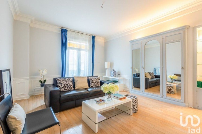 Appartement 2 pièces de 64 m² à Nice (06000)