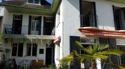 House 9 rooms of 365 m² in Oloron-Sainte-Marie (64400)