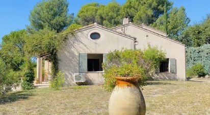 House 6 rooms of 150 m² in Mérindol (84360)