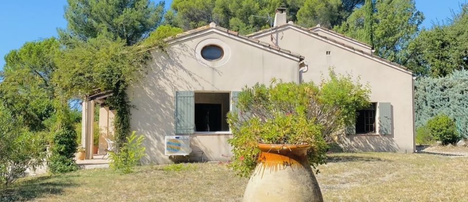 House 6 rooms of 150 m² in Mérindol (84360)