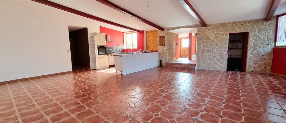 Country house 5 rooms of 212 m² in Salses-le-Château (66600)