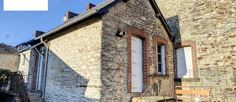 Village house 3 rooms of 88 m² in Val-d'Izé (35450)