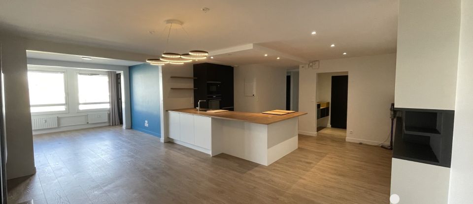 Apartment 5 rooms of 121 m² in Rennes (35000)