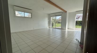 Maison 4 pièces de 122 m² à Soucelles (49140)