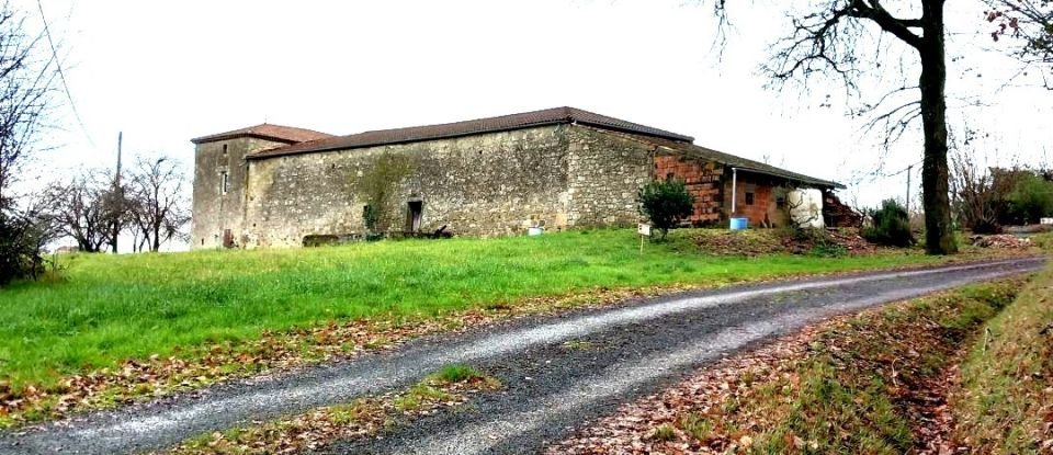 Country house 5 rooms of 280 m² in Bazens (47130)